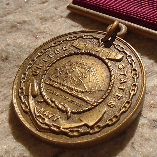 NW3163 – Medalha de Boa Conduta da Marinha Americana da 2ª Guerra Nominal - Imagem 3
