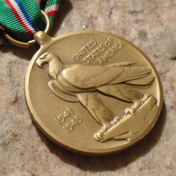 NW4359 – Medalha Americana da Campanha Europeia-Africana do Meio Leste 1941-1945 - Imagem 5