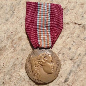 NW4412 – Medalha de Mérito do Voluntário Italiano, Tipo I para a Guerra Ítalo-Austríaca de 1915-1918