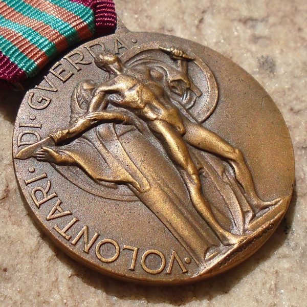 NW4412 – Medalha de Mérito do Voluntário Italiano, Tipo I para a Guerra Ítalo-Austríaca de 1915-1918 - Imagem 5