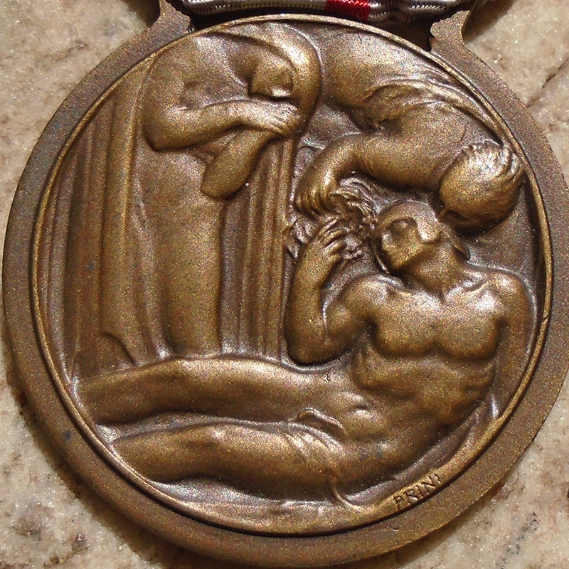 NW4413 – Medalha das Mães e Viúvas dos Italianos Caídos - Imagem 3