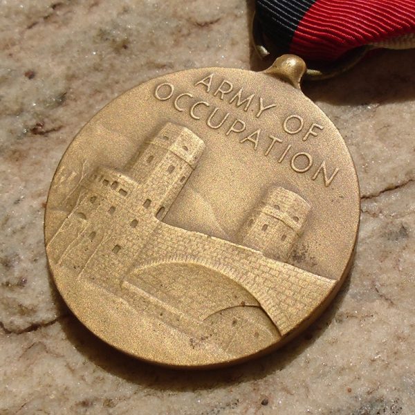 NW4345 – Medalha Americana de Ocupação da 2ª Guerra com Barra “Germany” - Imagem 3