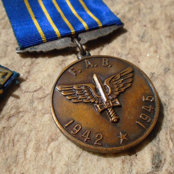 NW4665 – Medalha e Barreta Brasileira da FAB da 2ª Guerra: Campanha do Atlântico - Imagem 5