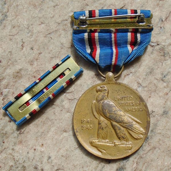 NW4636 – Medalha da Campanha Americana da 2ª Guerra (Slot Brooch) - Imagem 3