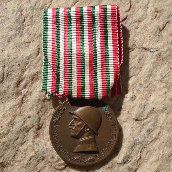NW4911 – Medalha de Honra para Voluntários da Guerra Italiana-Hungara de 1915-1918 - Image 4