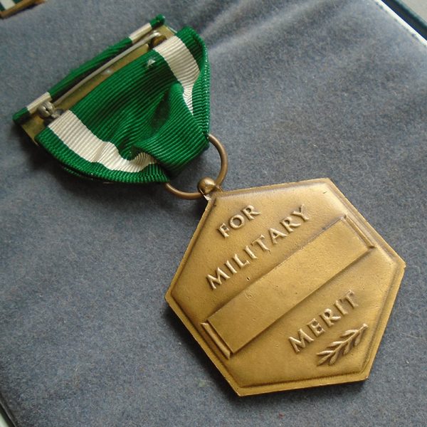 K536 – Medalha de Louvor da Marinha e Fuzileiros Navais Americanos - Imagem 4