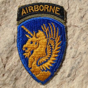 NW4752 – Patch da 13ª Divisão de Paraquedistas – “Unicórnios Dourados”