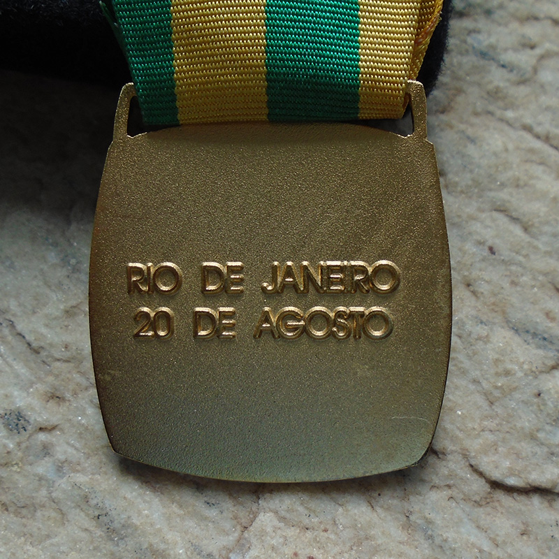 K734 – Medalha da Escola Superior de Guerra do Brasil - Imagem 3