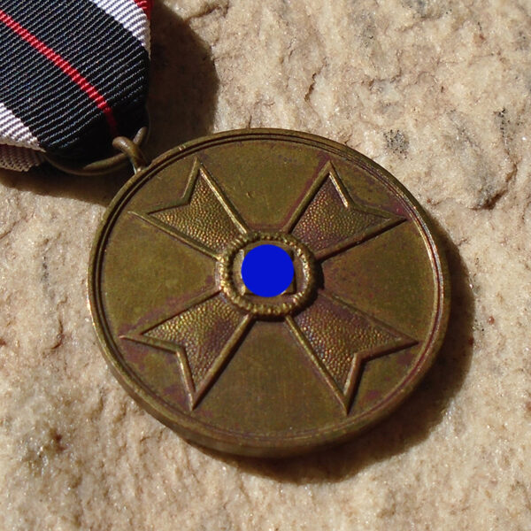 NW5020 – Medalha de Mérito de Guerra - Image 2