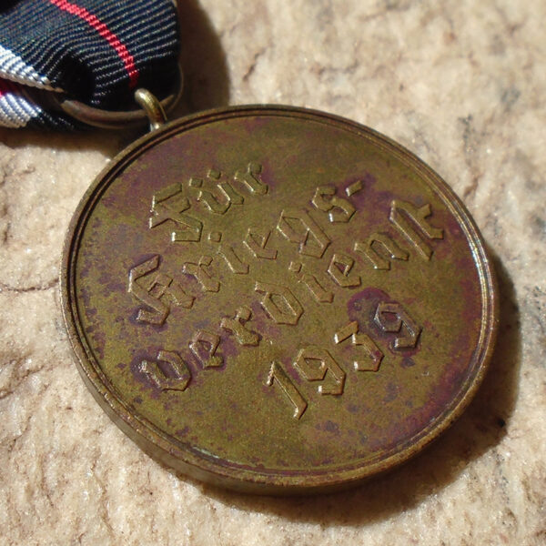 NW5020 – Medalha de Mérito de Guerra - Image 5