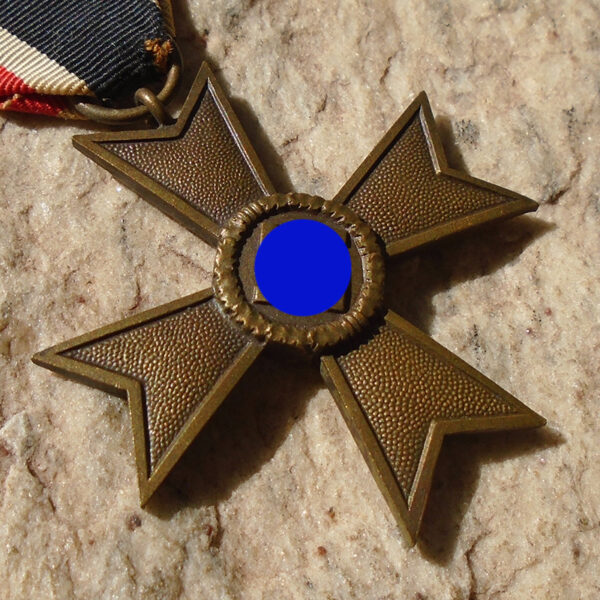 NW5021 – Cruz de Mérito de Guerra de 2ª Classe sem Espadas - Image 2