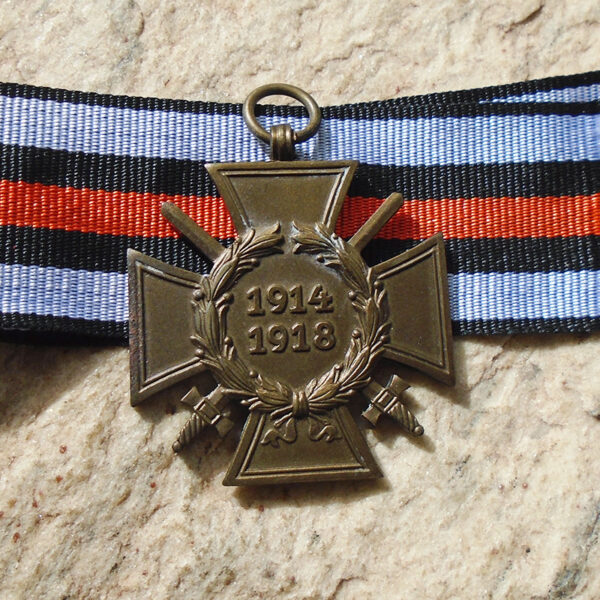 NW4381 - Cruz de Hindenburg com Espadas – “O.2”