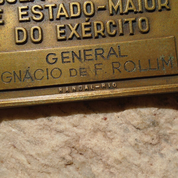 K752 – Placa "ESTADO DE COMANDO MAIOR EXÉRCITO" (Randal) e Medalhão no Estojo Nominais ao General Ignacio de Freitas Rolim - Image 4