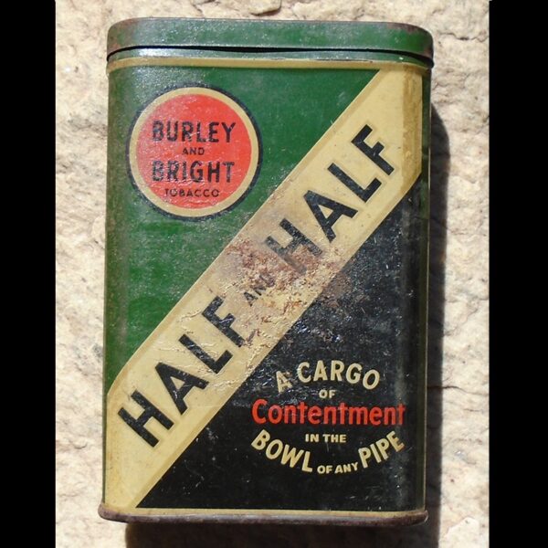 K756 – Lata de Tabaco para Cachimbo - "HALF and HALF" dos anos 40 - Imagem 3