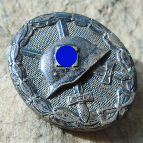 NW5037 – Badge de Ferido em Prata 1939 – 107 (“Carl Wild”) - Image 2