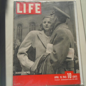 K767 – Revista LIFE de 19 de Abril de 1943