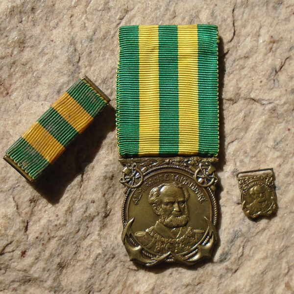 K785 – Conjunto da Medalha Mérito do Tamandaré