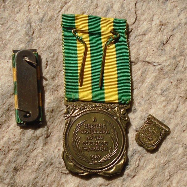 K785 – Conjunto da Medalha Mérito do Tamandaré - Imagem 3