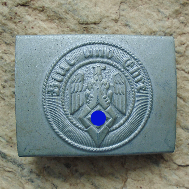 NW5134 – Fivela de Membro da Juventude Hitlerista em 1 Peça – RZM 4/79 “Hillenbrand & Bröer”