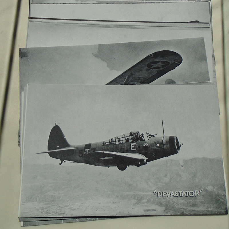K788 – Coleção Completa de 32 Fotos de Aeronaves Americanas no Envelope Original da 2ª Guerra - Imagem 2