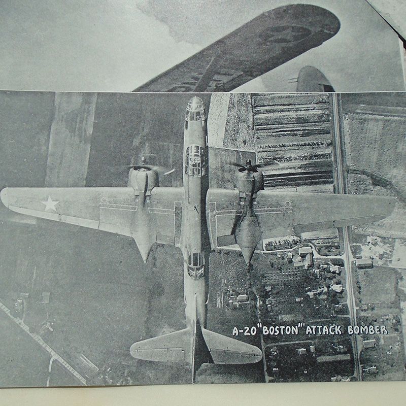K788 – Coleção Completa de 32 Fotos de Aeronaves Americanas no Envelope Original da 2ª Guerra - Imagem 3
