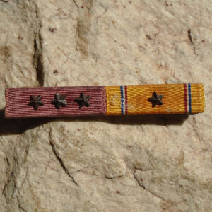 NW5090 – Ribbon Bar de 2 Medalhas: Medalha de Boa Conduta da Marinha com 3 Estrelas e Serviço na Defesa da América da 2ª Guerra