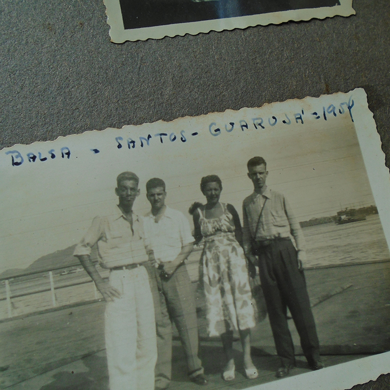 K810 – Album de Fotografias com Capa de Motivo da FEB de um Veterano do Exército Brasileiro - Imagem 11
