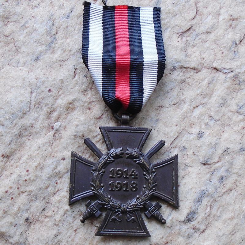 K812 - Cruz de Hindenburg com Espadas – “21 R.V. Pforzheim”