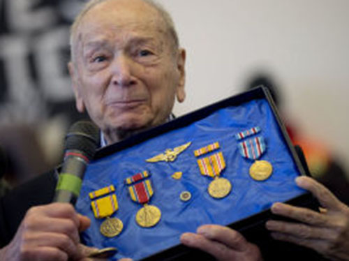 NW5087 – Medalha da Campanha Americana da 2ª Guerra - Imagem 5