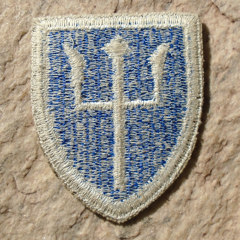 NW5218 – Patch Americano da 97ª Divisão de Infantaria – “Tridente” - Imagem 2