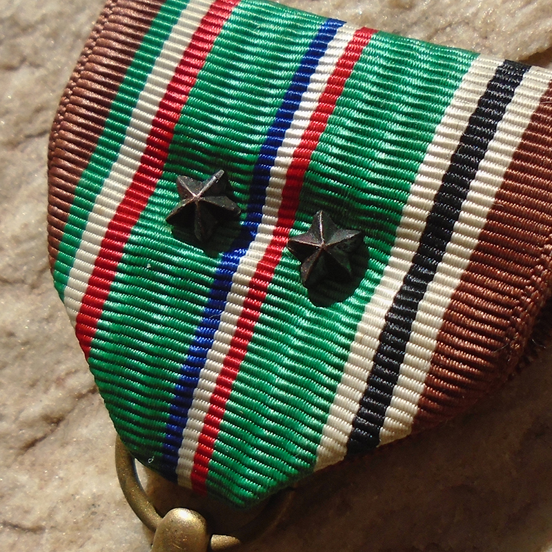 NW5318 – Medalha Americana da Campanha Européia-Africana do Meio Leste 1941-1945 com 2 Estrelas - Imagem 3