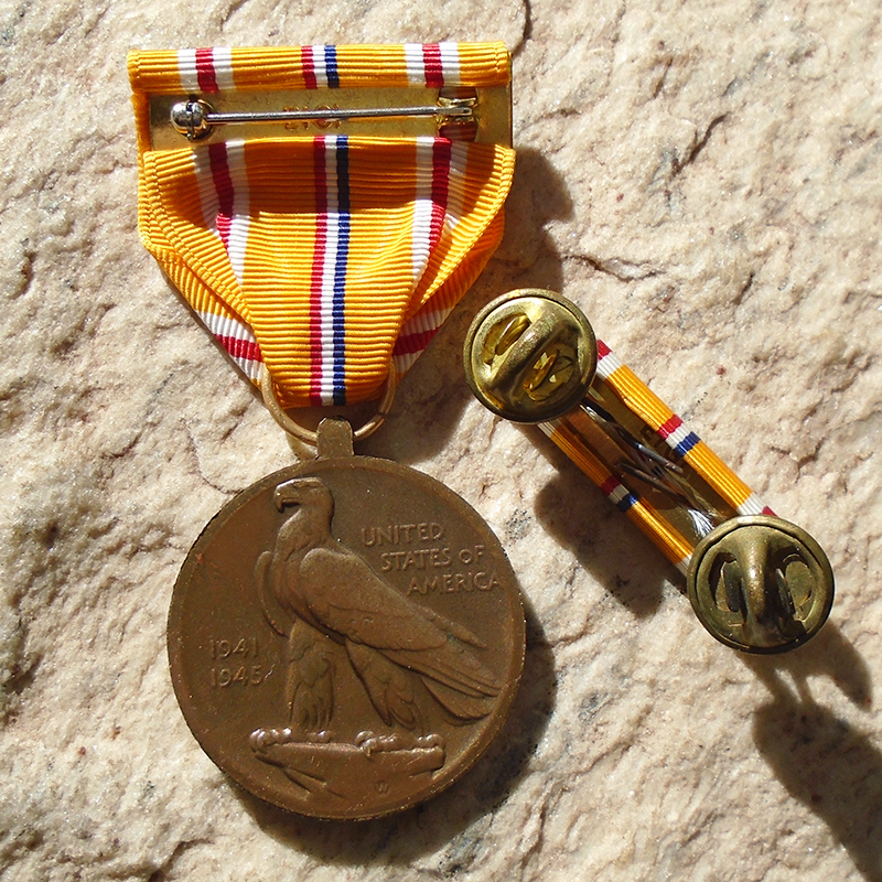 K819 – Medalha Americana da Campanha Asiática no Pacífico da 2ª Guerra com 2 Estrelas (Década de 70) - Imagem 3