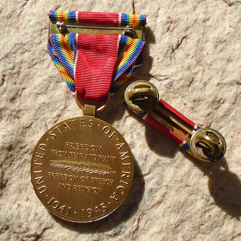 K821 – Medalha Americana da Vitória da 2ª Guerra (Década de 70) - Imagem 2
