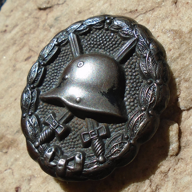 NW5290 – Badge de Ferido em Preto 1914 - Imagem 3
