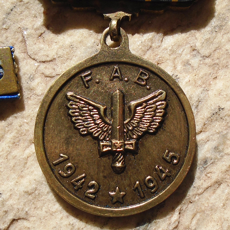 NW5308 – Medalha Brasileira da FAB da 2ª Guerra: Campanha do Atlântico 1° Modelo (RARA) - Imagem 5