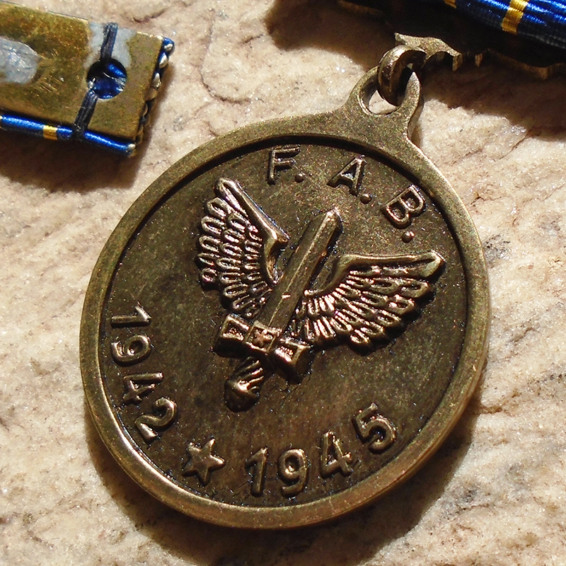 NW5308 – Medalha Brasileira da FAB da 2ª Guerra: Campanha do Atlântico 1° Modelo (RARA) - Imagem 7